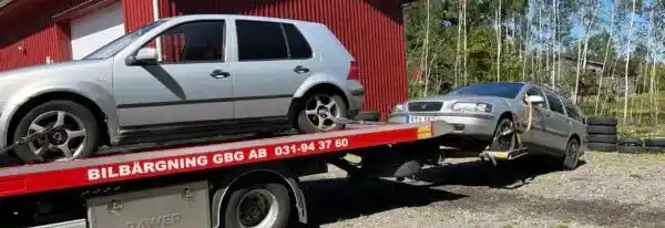 Teknisk inspektion av skrotbil där restvärde bedöms genom strukturerad analys och marknadsdata